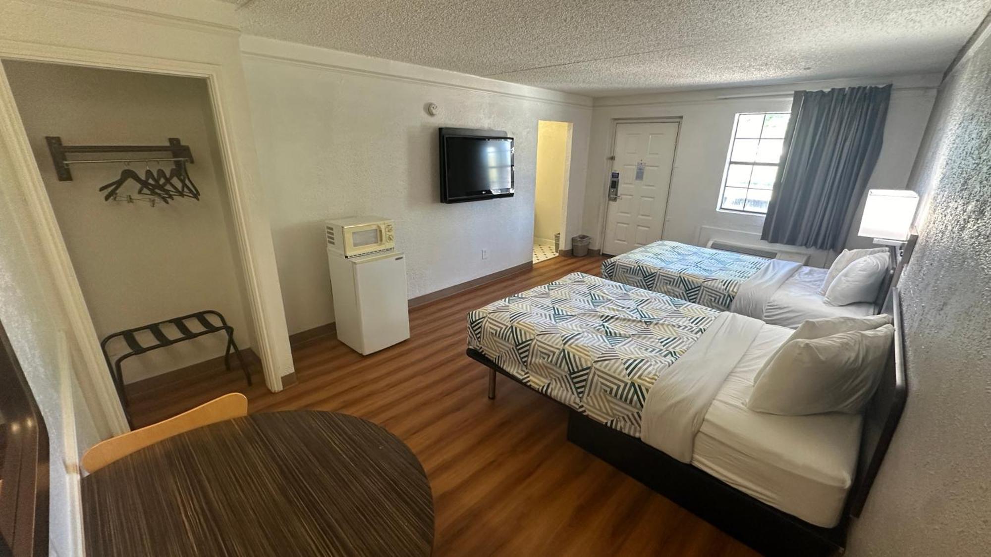 6-beaumont, Tx Hotel 2*