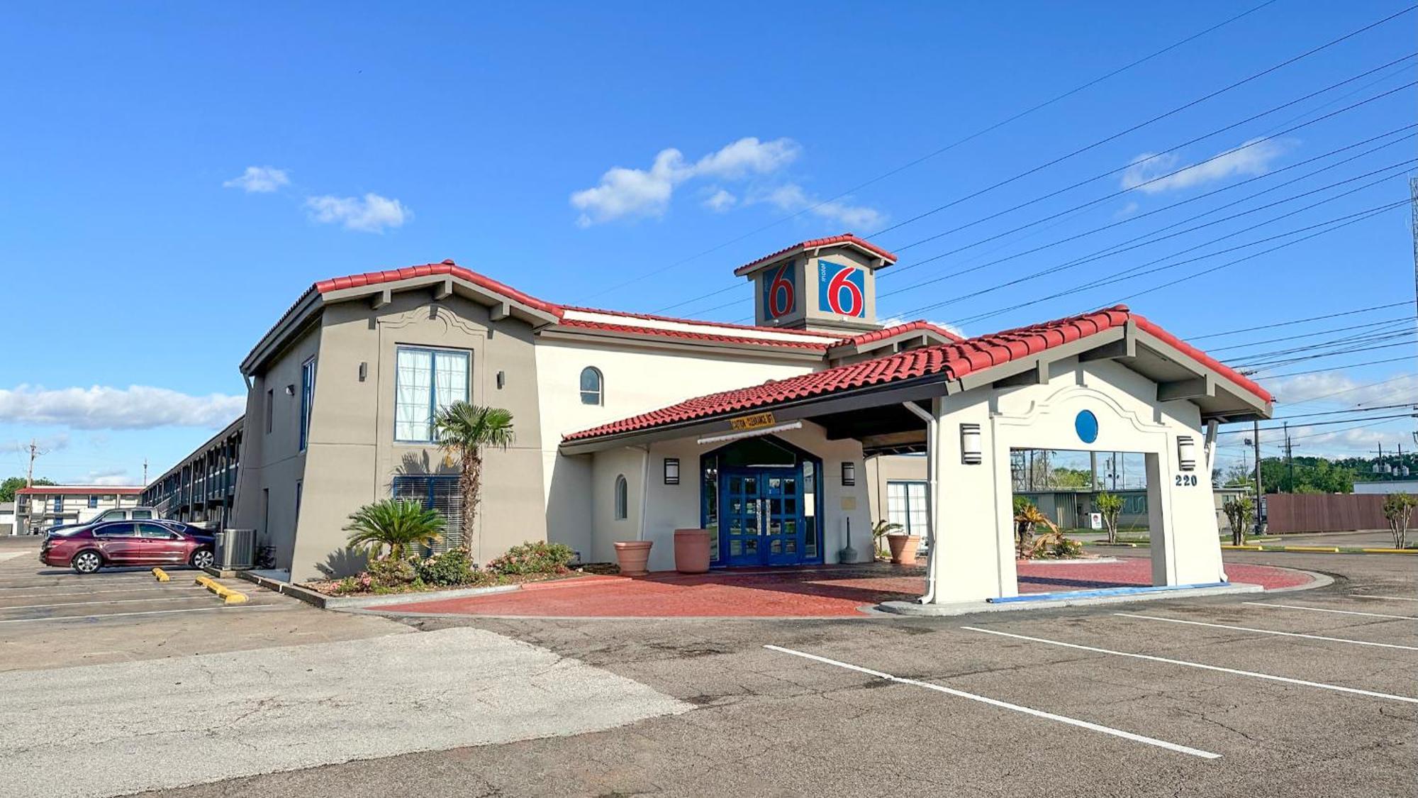 6-beaumont, Tx Hotel