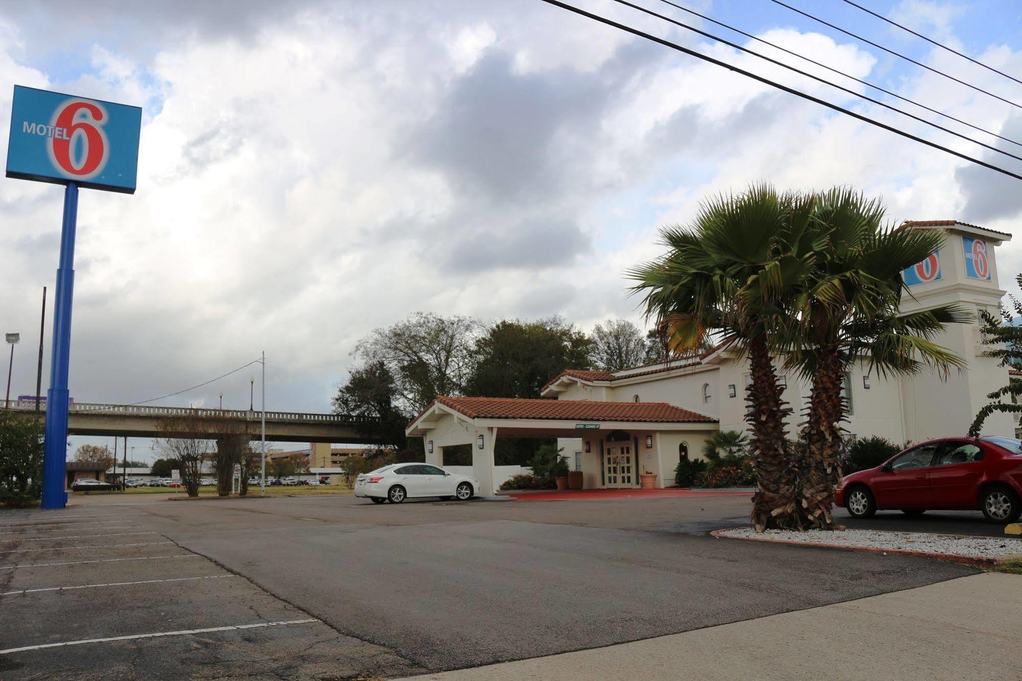 6-beaumont, Tx